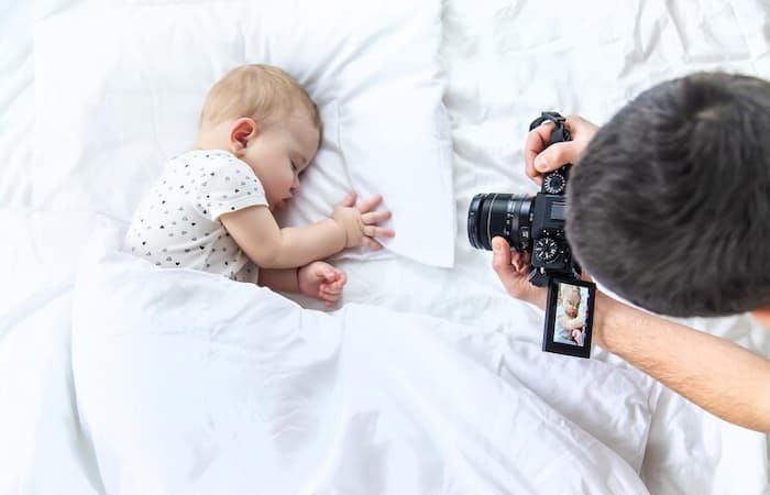 The Best Time for Newborn Photos The First 14 Days
